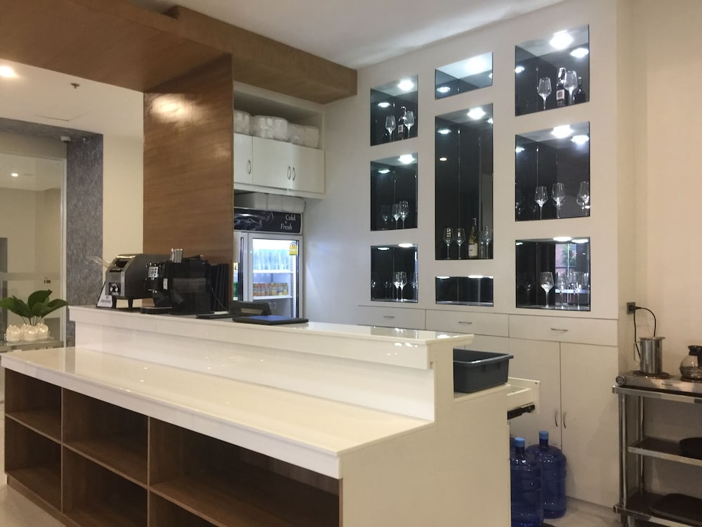 Фото Mezzo Hotel