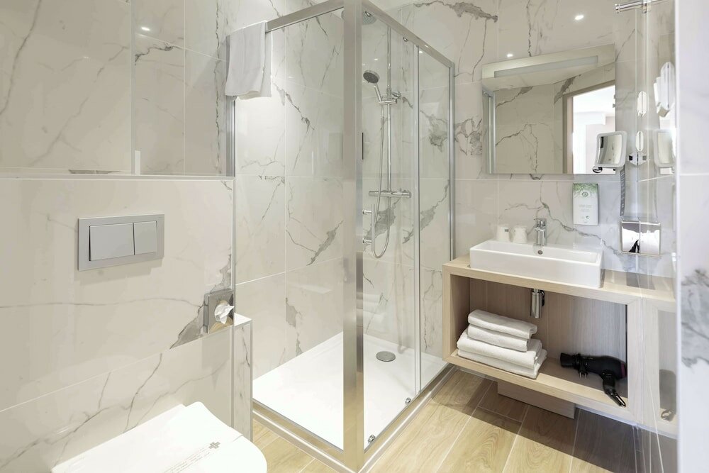 Фото Kyriad Avignon Palais Des Papes