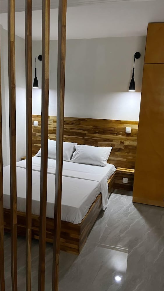 Фото Ngaliema Resort Club