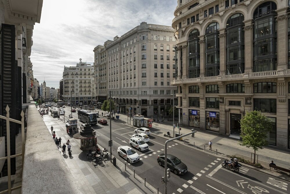 Фото Petit Palace Triball