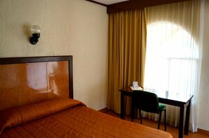 Hotel & Suites Villa del Sol Morelia (Av. Morelos Nte. 3257 Col. La Soledad  58118  Morelia Mich. Mex, Michoacán), hotel