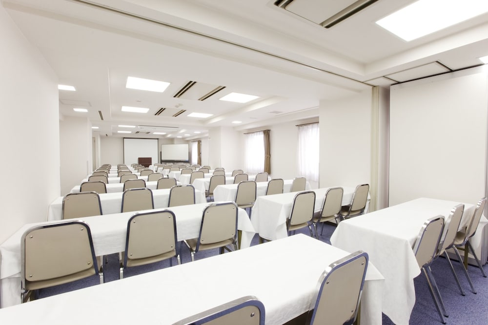 Фото Nagoya Summit Hotel