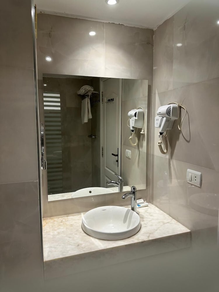 Фото Hotel Royal Marshal