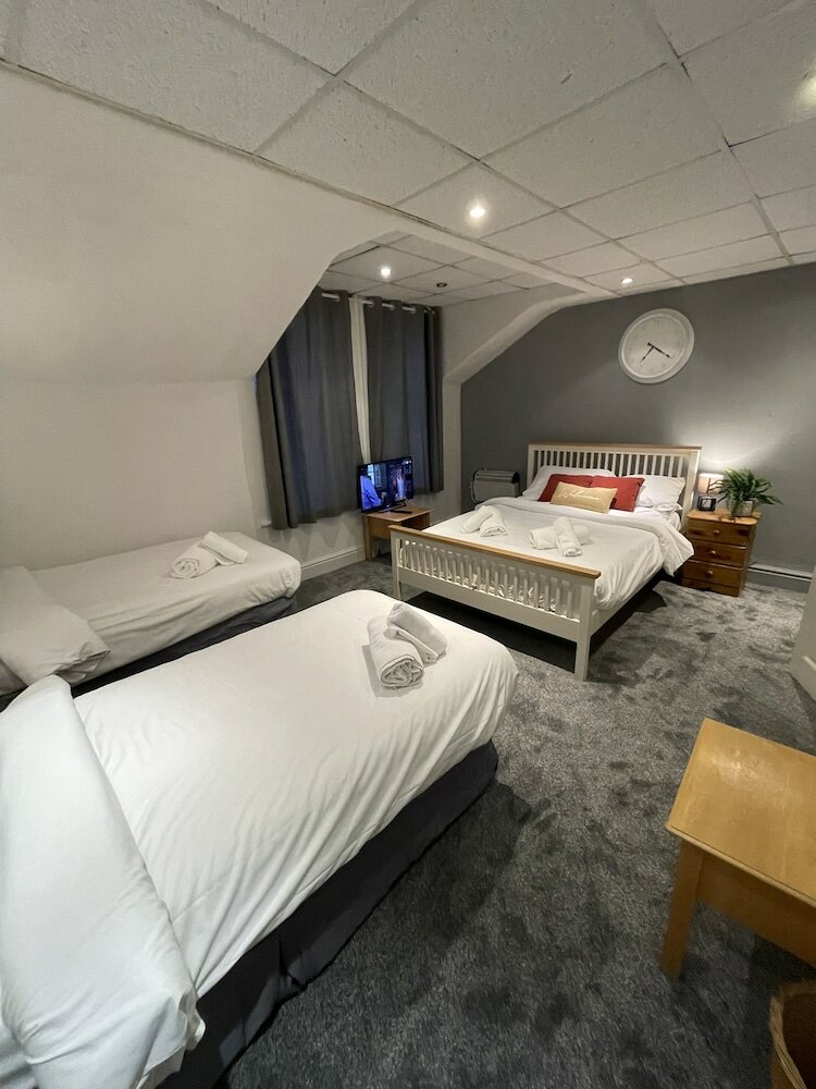 Фото The Wilton Hotel