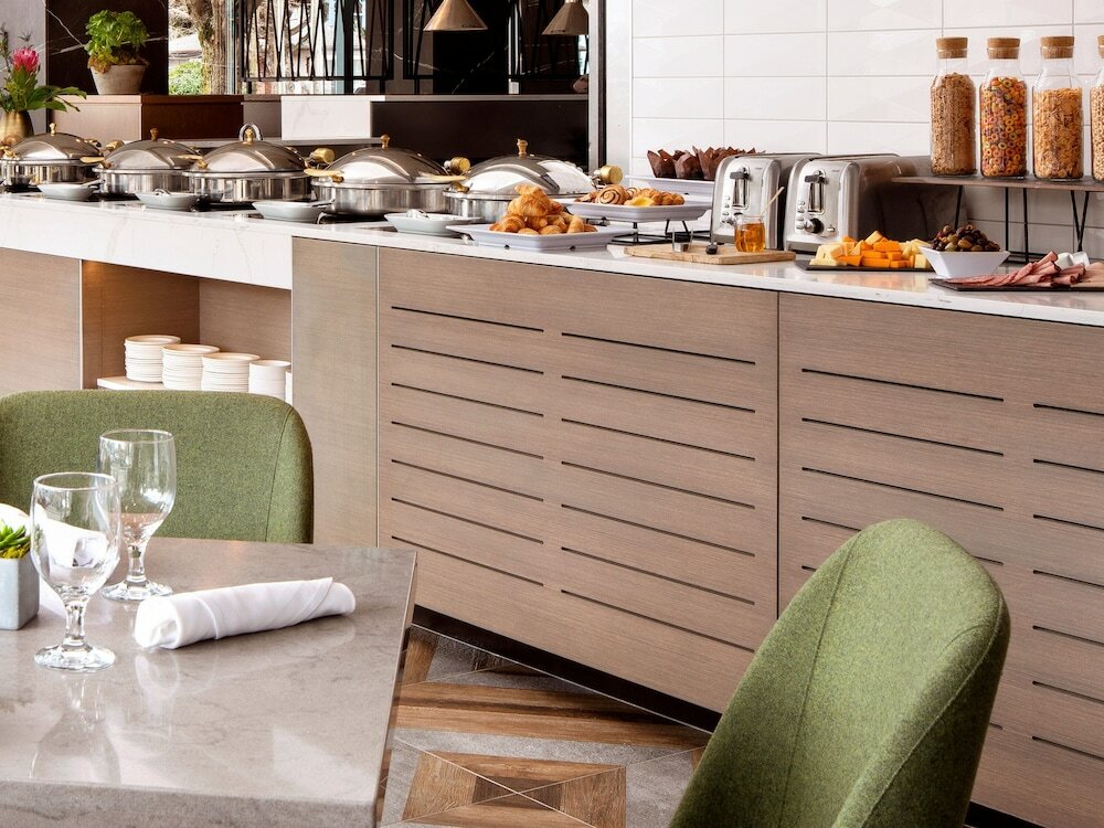 Фото Vancouver Airport Marriott