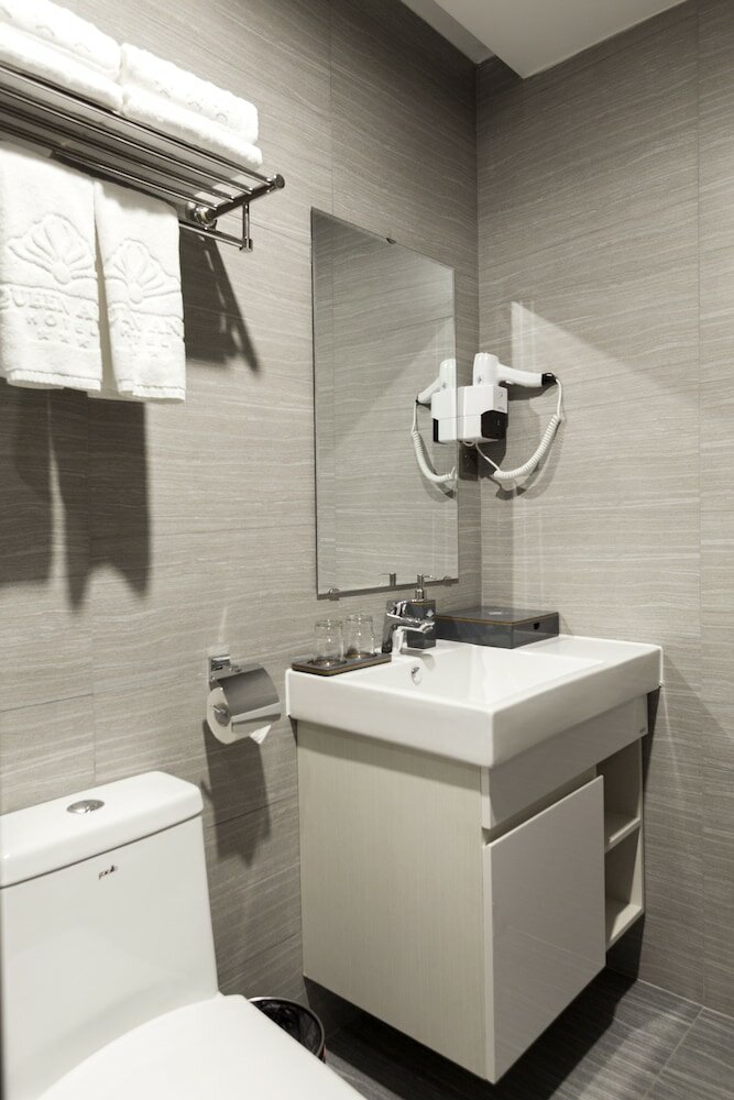 Фото Queen Ann Hotel