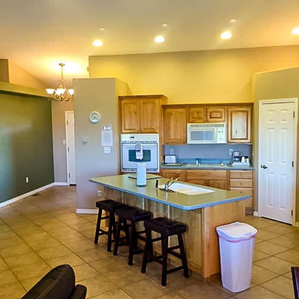 Фото Bryce Country Cabins