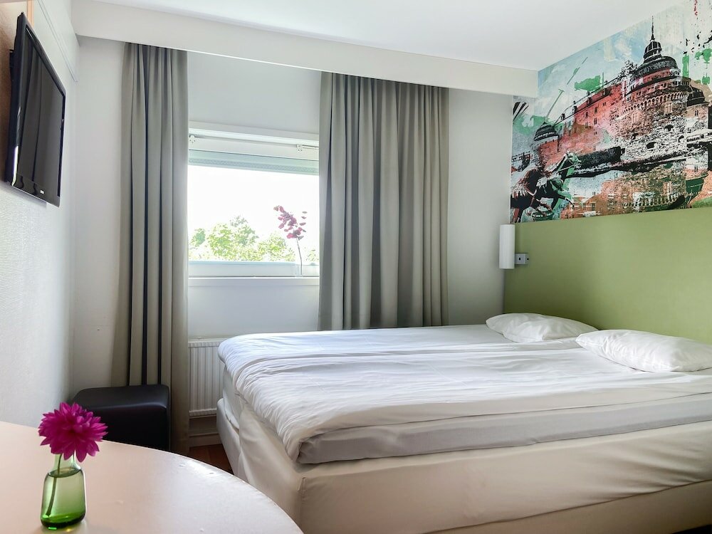 Фото отеля 2