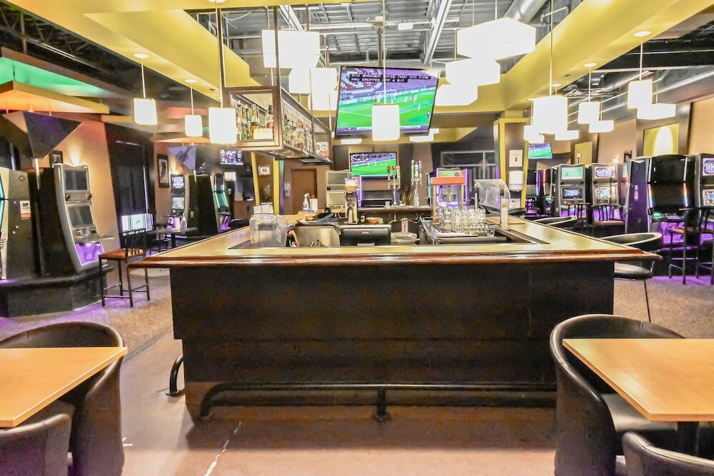 Фото Canad Inns Destination Centre Fort Garry