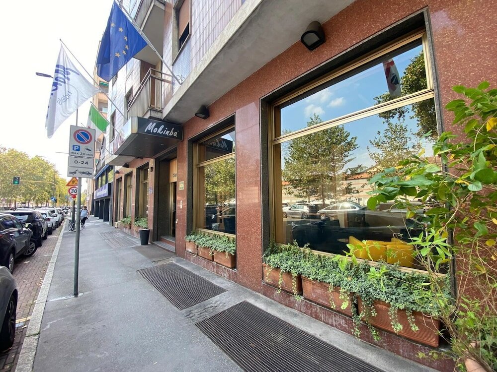 Фото Hotel Sant Ambroeus