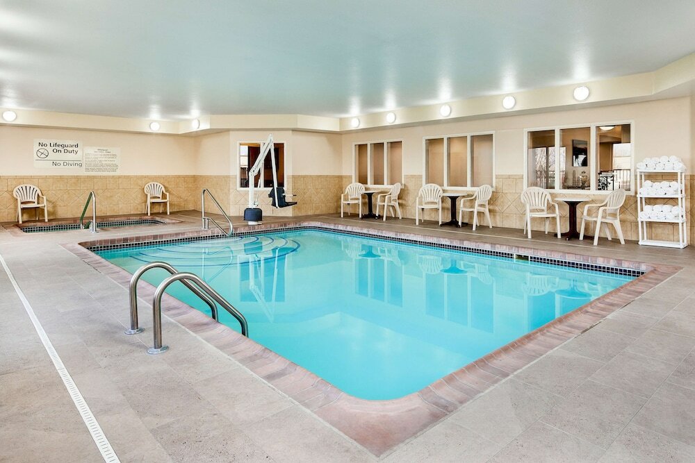 Фото Hampton Inn Longmont