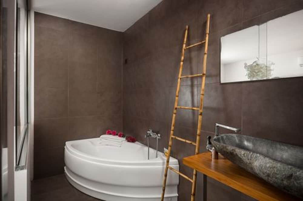 Фото Pantokrator Hotel