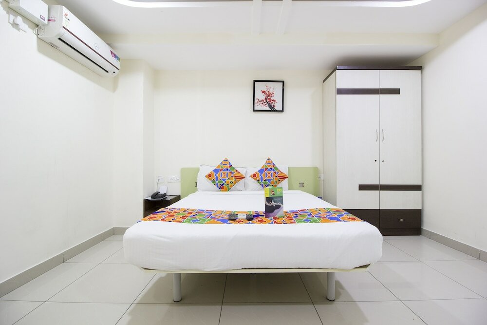 Фото FabHotel Siri Inn Madhapur