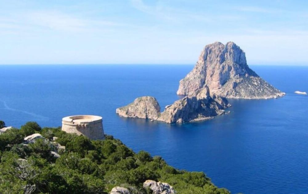 Фото El Puerto Ibiza Hotel & SPA