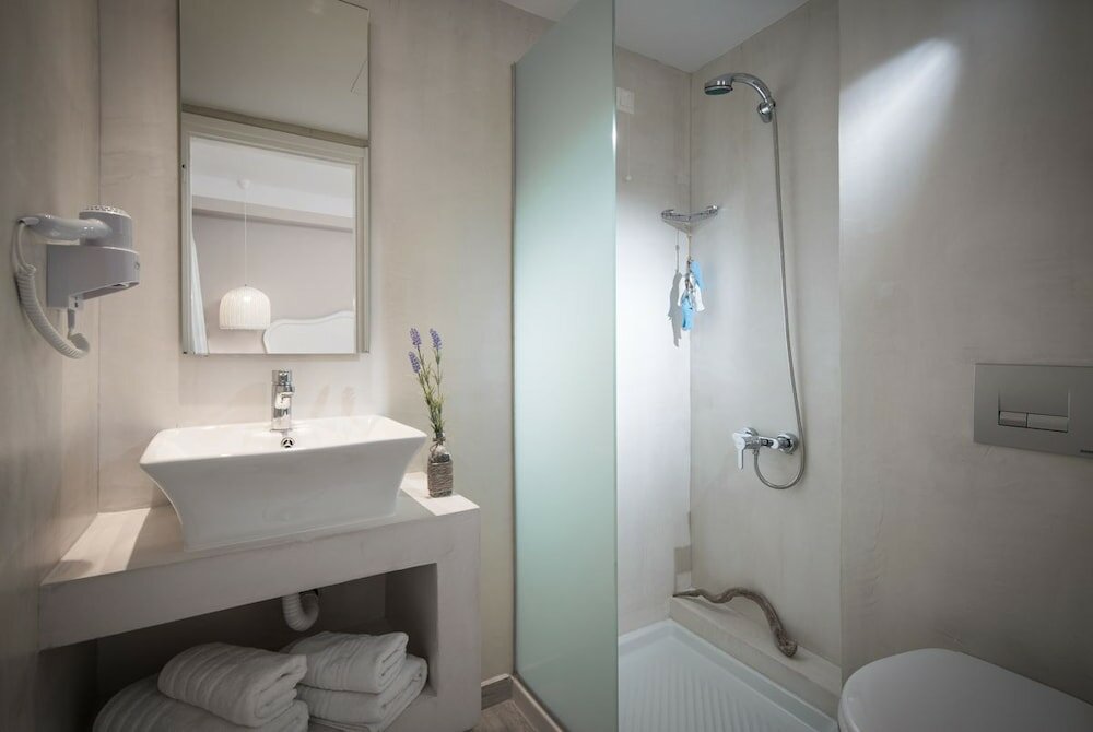 Фото Mari Kristin Beach Hotel - Adults Only