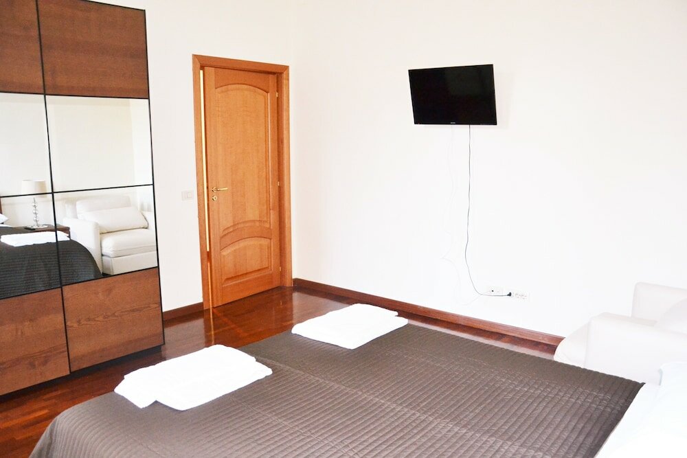 Фото Colosseum B