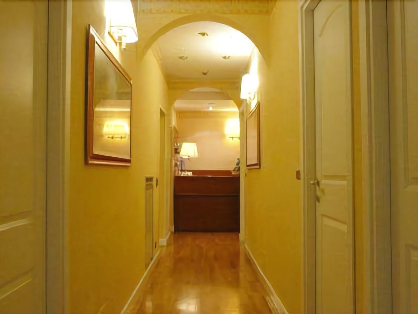 Фото Hotel Fenicia