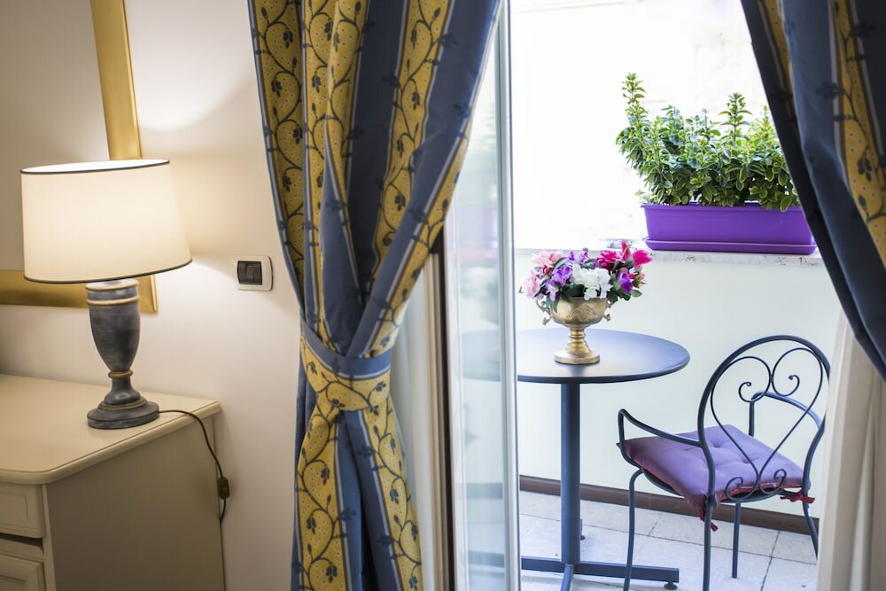 Фото Hotel Napoleon