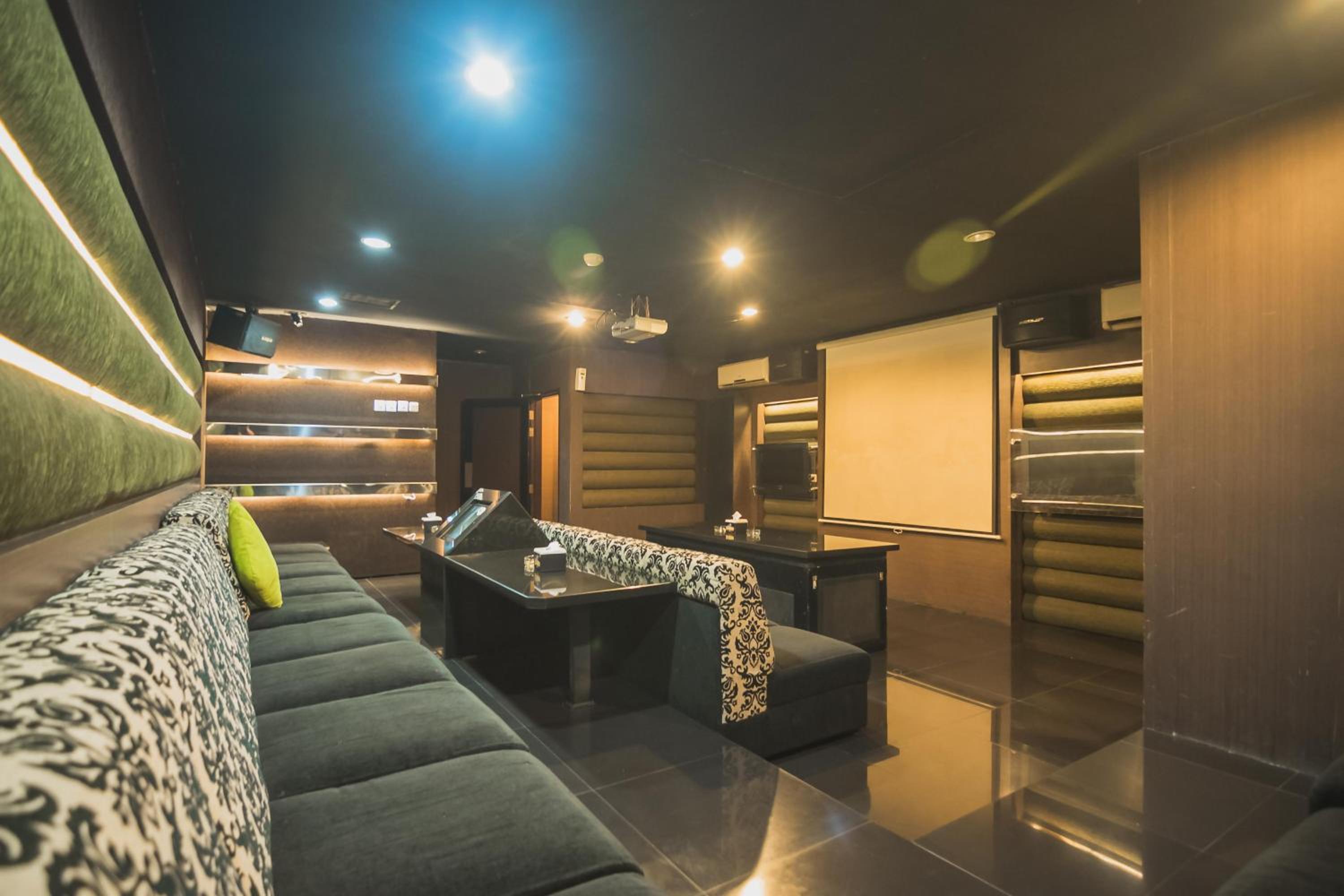 Фото RedDoorz near Kampung Gajah