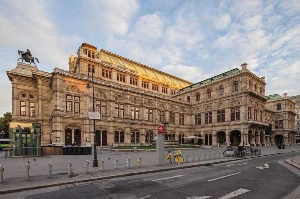 Фото Boutiquehotel Das Tyrol