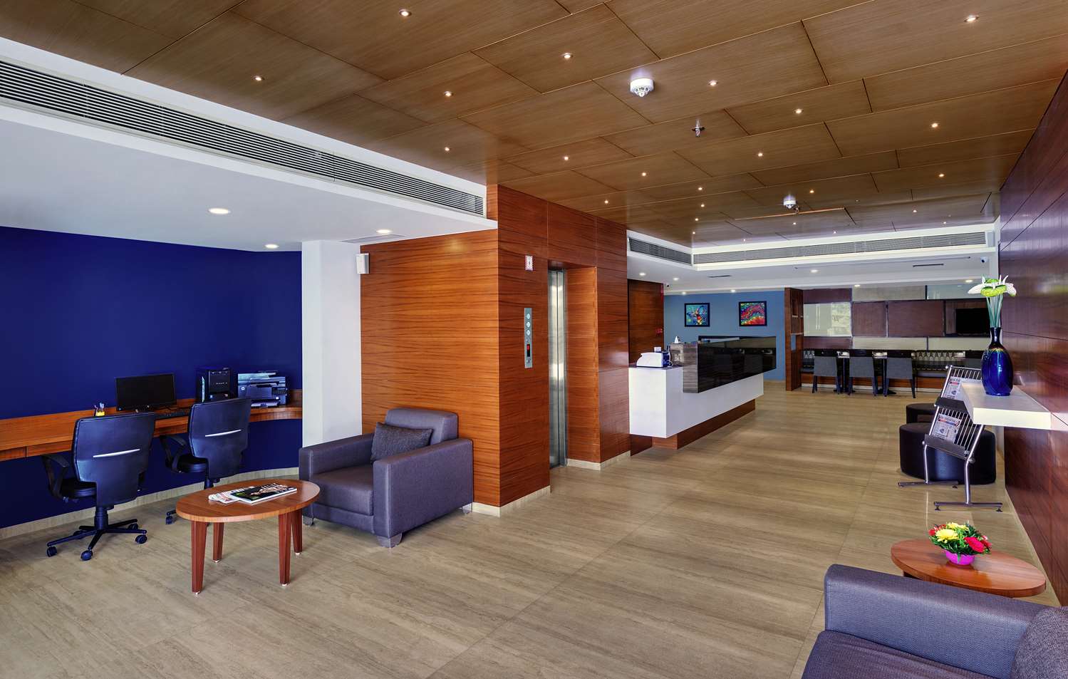 Фото Best Western Alkapuri, Vadodara