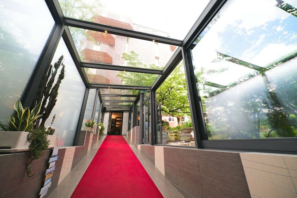 Фото Tulip Inn Lausanne Beaulieu