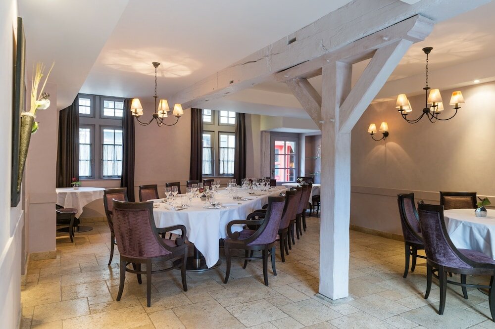 Фото Aux Vieux Remparts