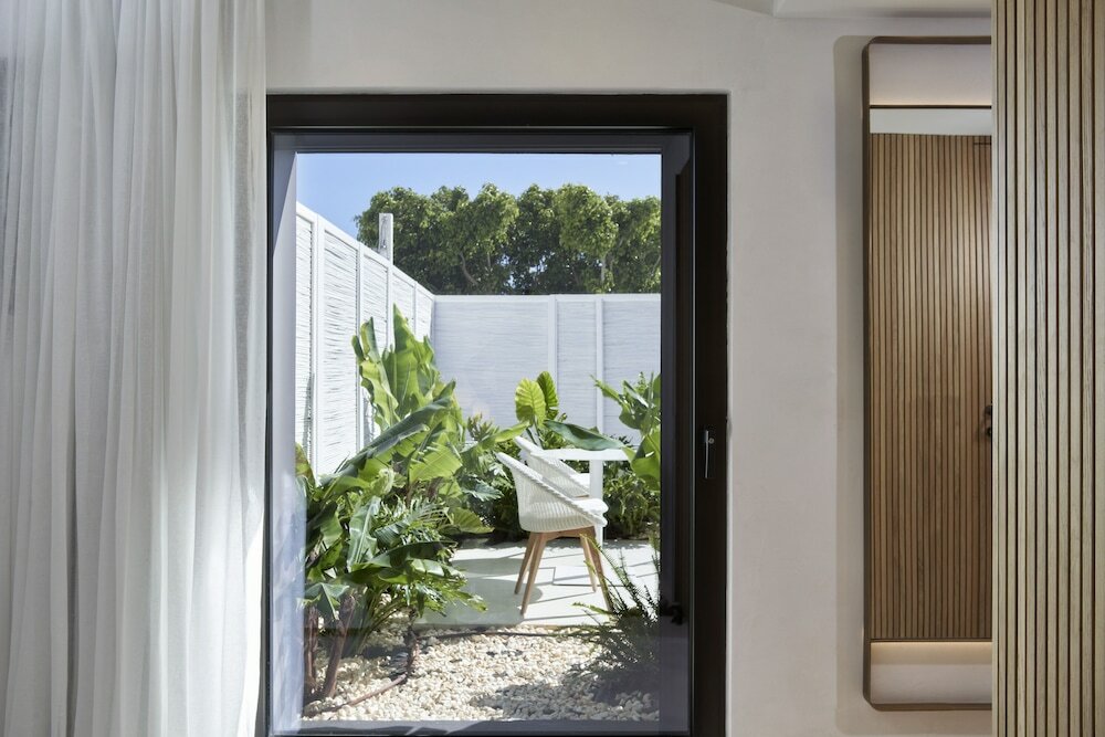 Фото The Island Concept