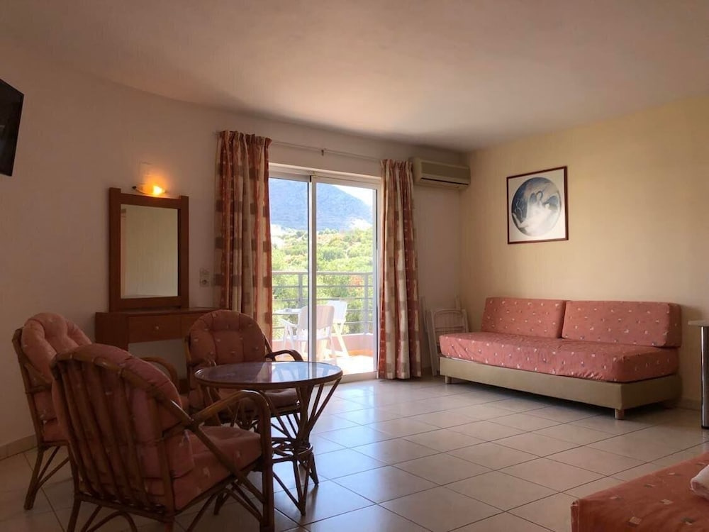 Фото Agrabella Hotel