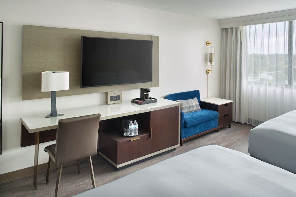 Фото Marriott Kansas City Overland Park