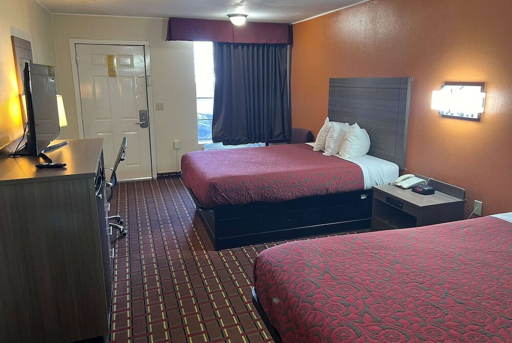 Фото Days Inn by Wyndham El Reno