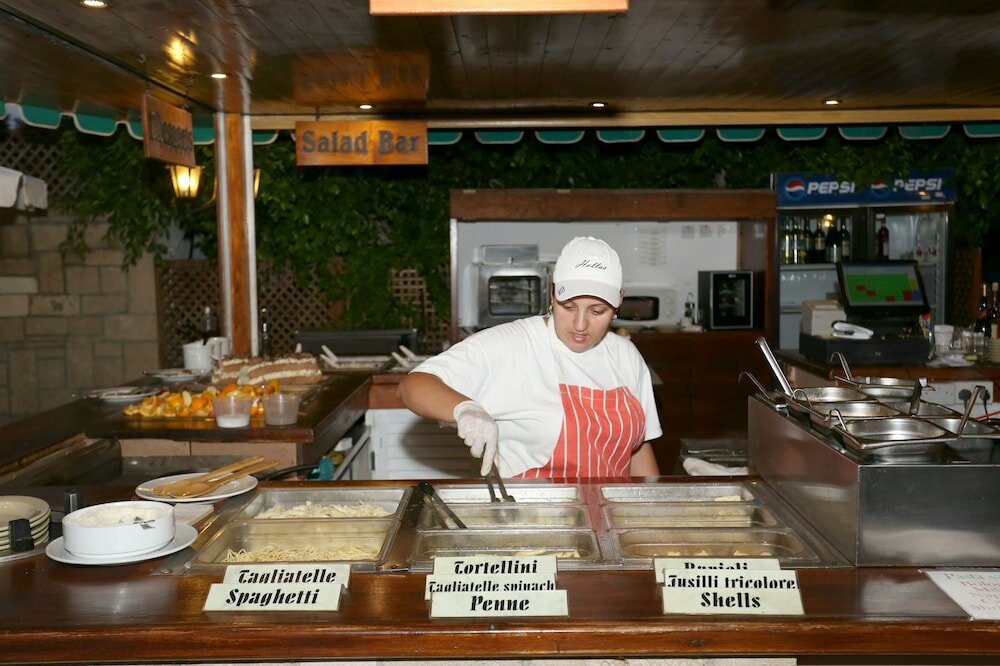 Фото Dionysos Central Hotel