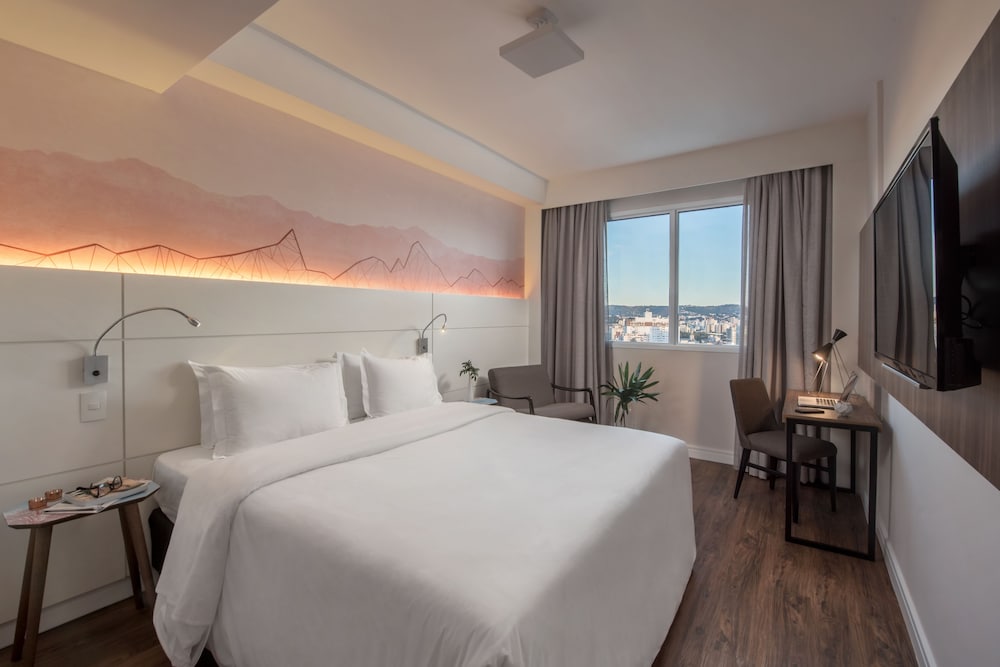 Фото Intercity Porto Alegre Cidade Baixa