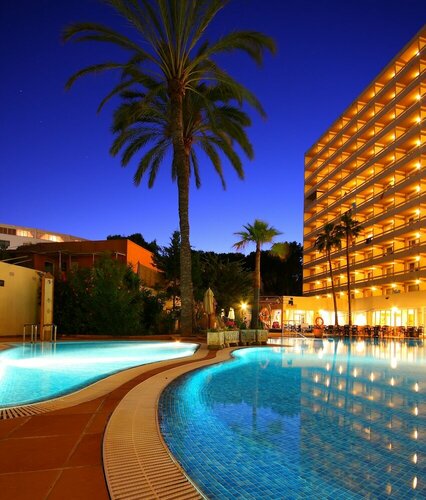 Внешний вид отеля Valentin Reina Paguera - Adults Only в Кальвии, фото 1