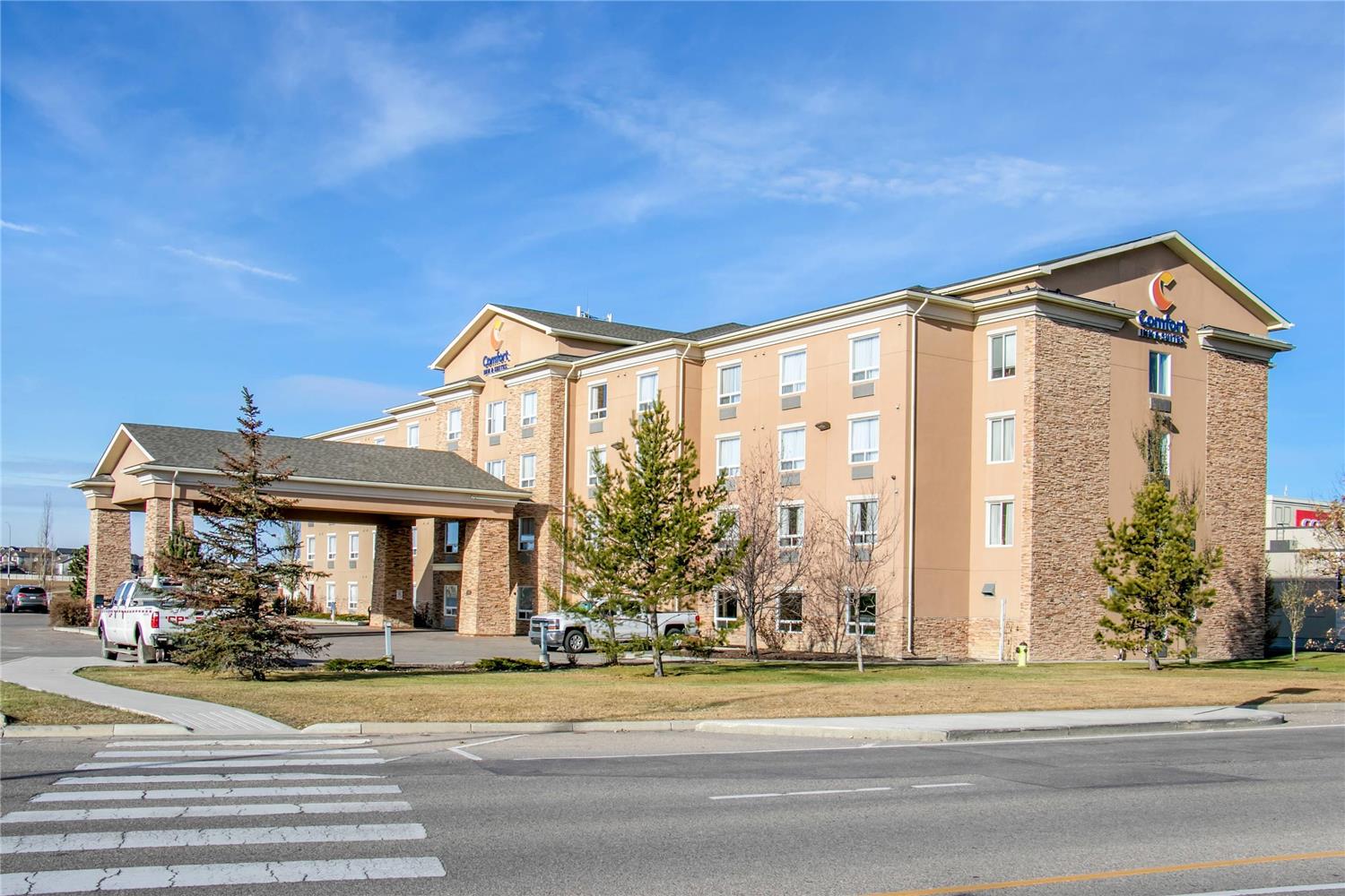 Фото Comfort Inn & Suites