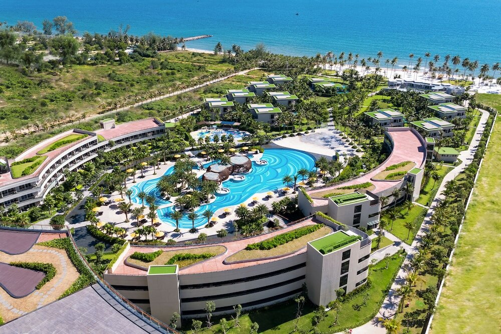 Фото Pullman Phu Quoc Beach Resort