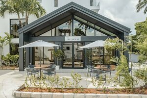 Гостиница Radisson Fort George Hotel and Marina