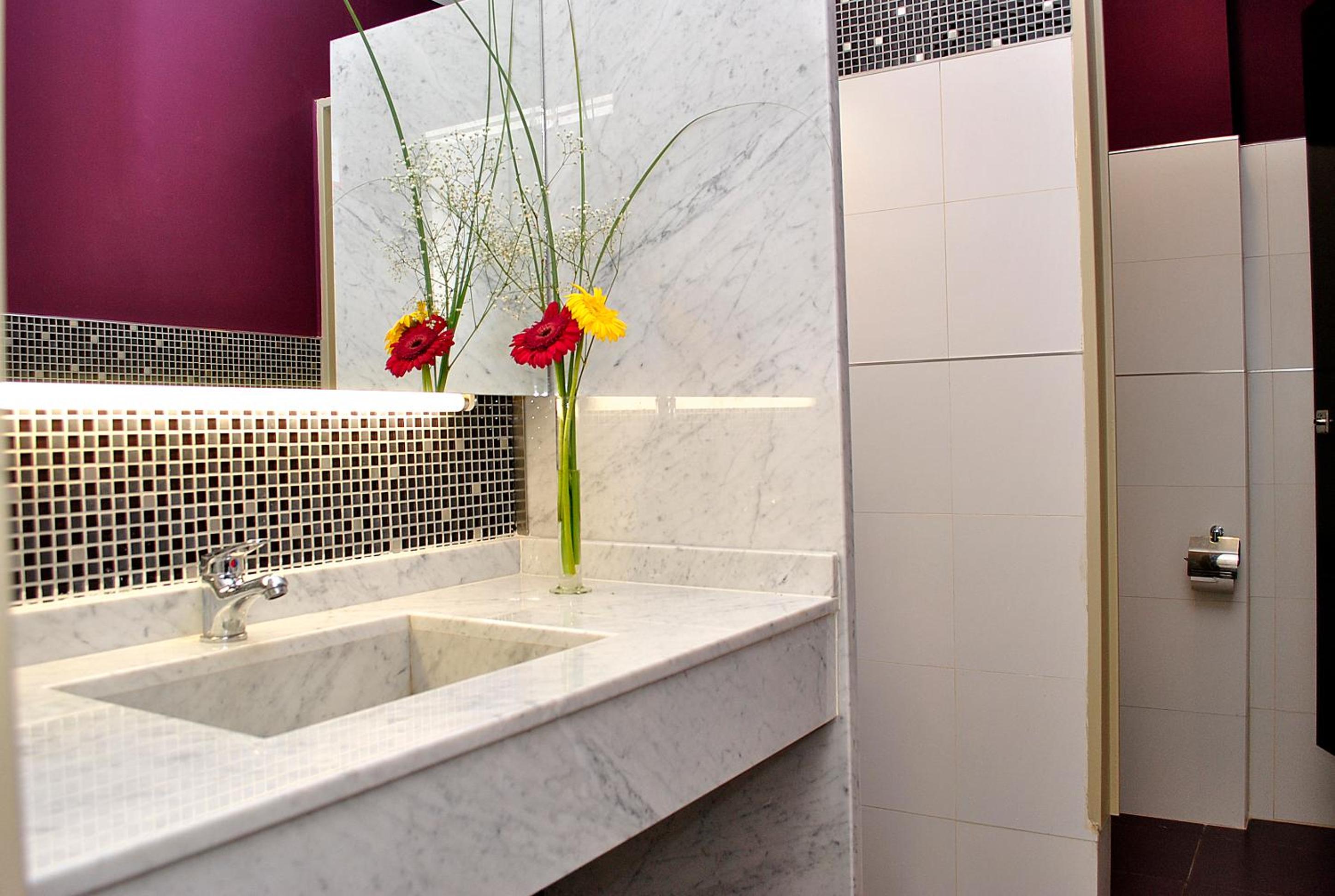 Фото Kube Apartments Express