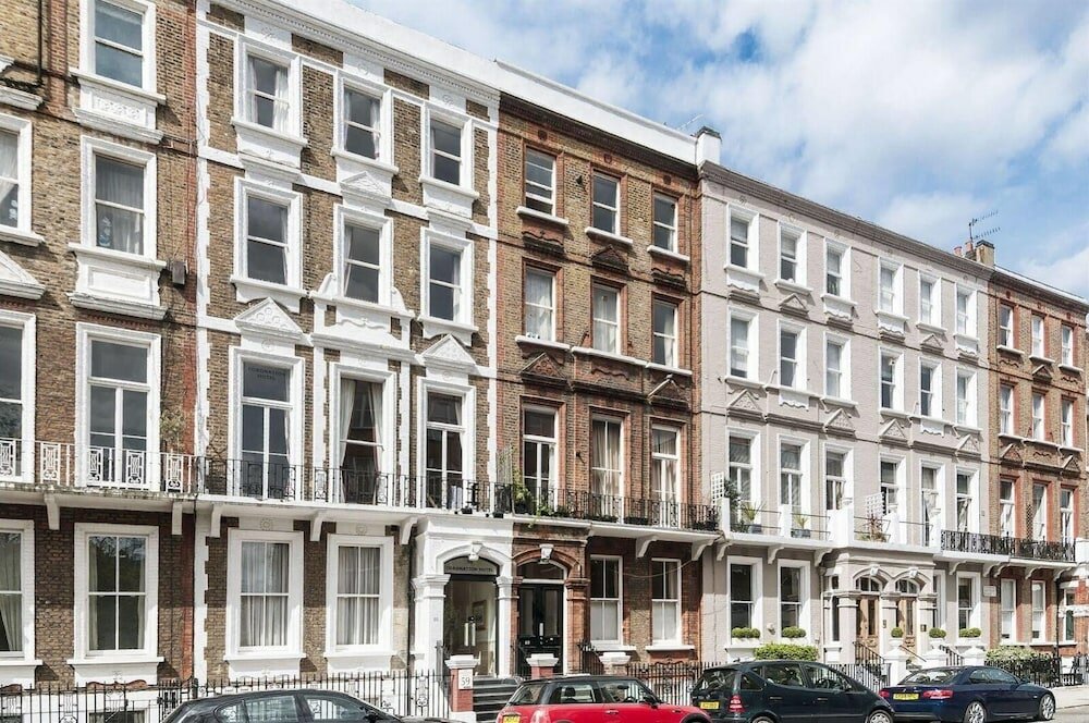 Фото Coronation Hotel