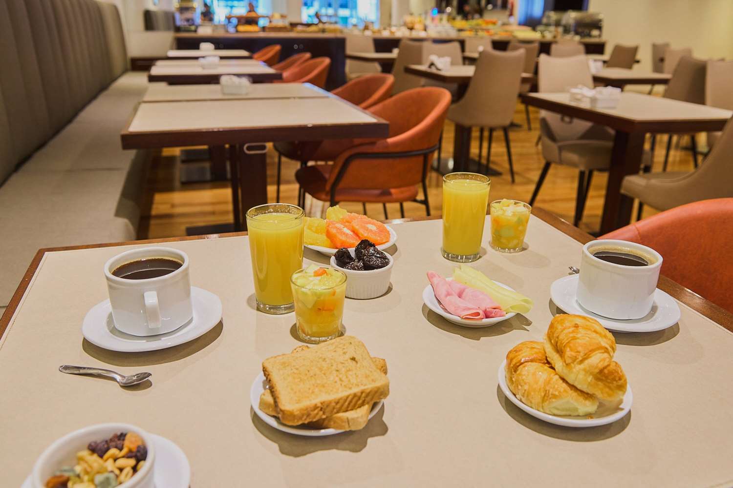 Фото Dazzler by Wyndham Buenos Aires San Martin