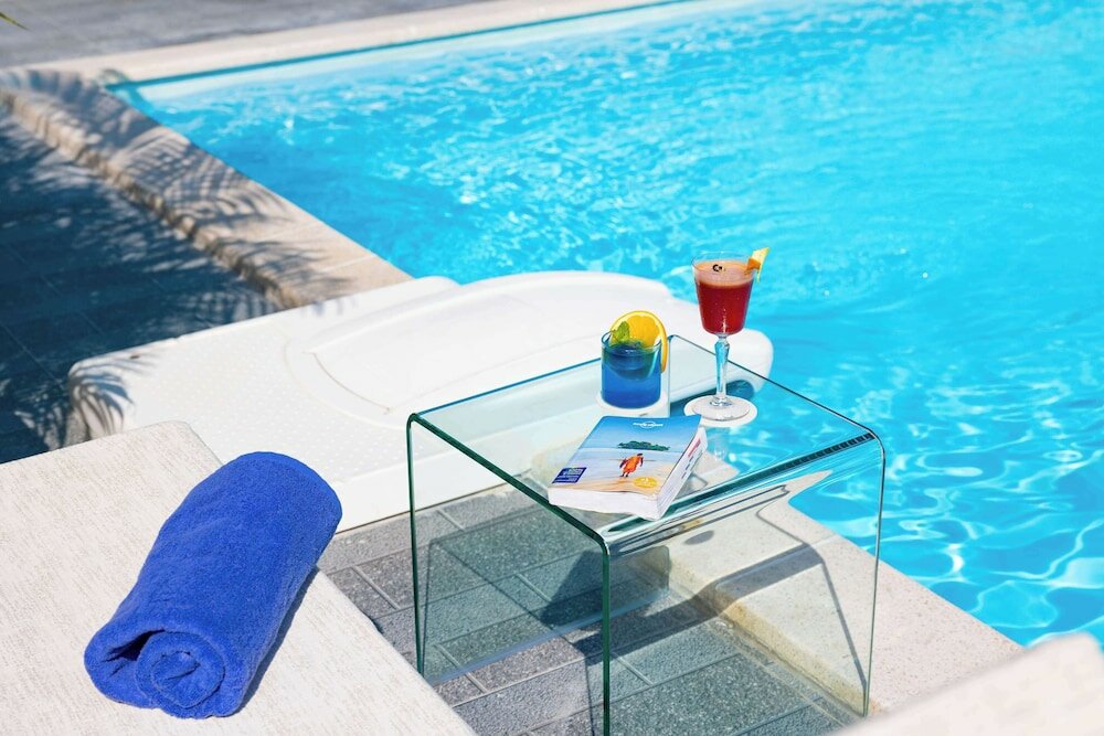 Фото The Summer Hotel