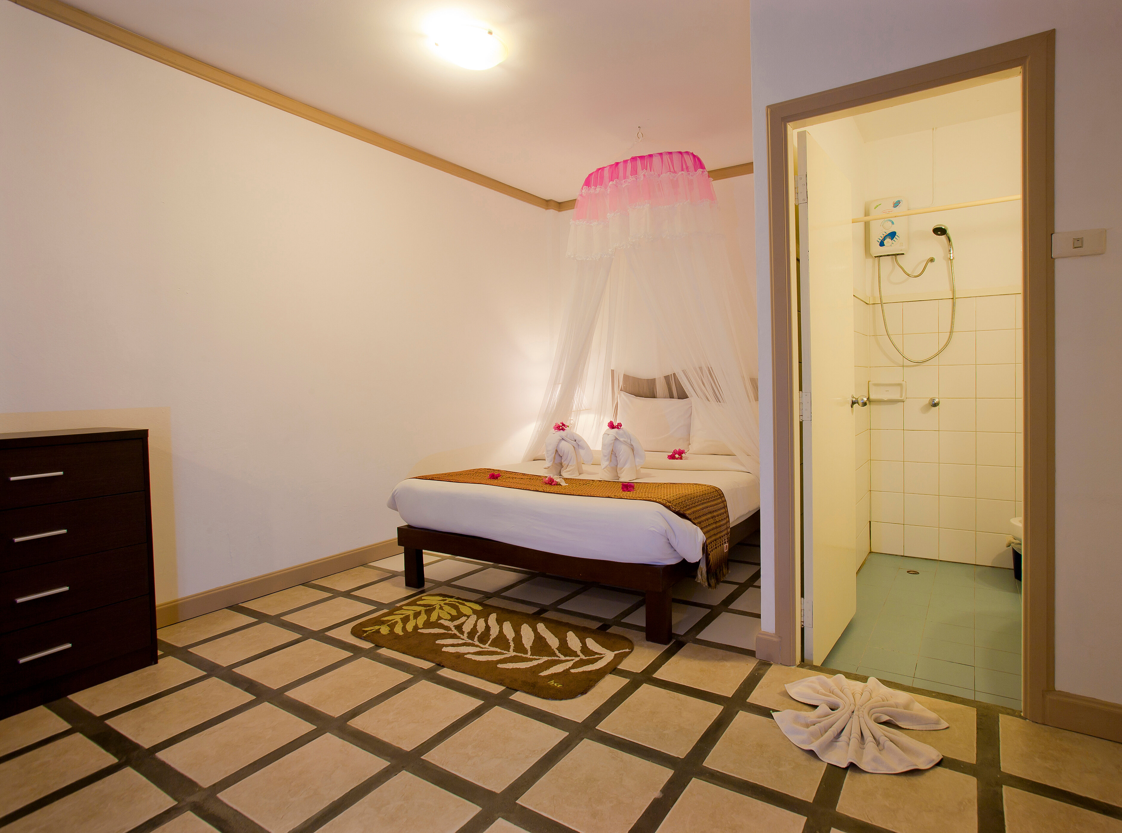 Фото Niranapa Boutique Resort