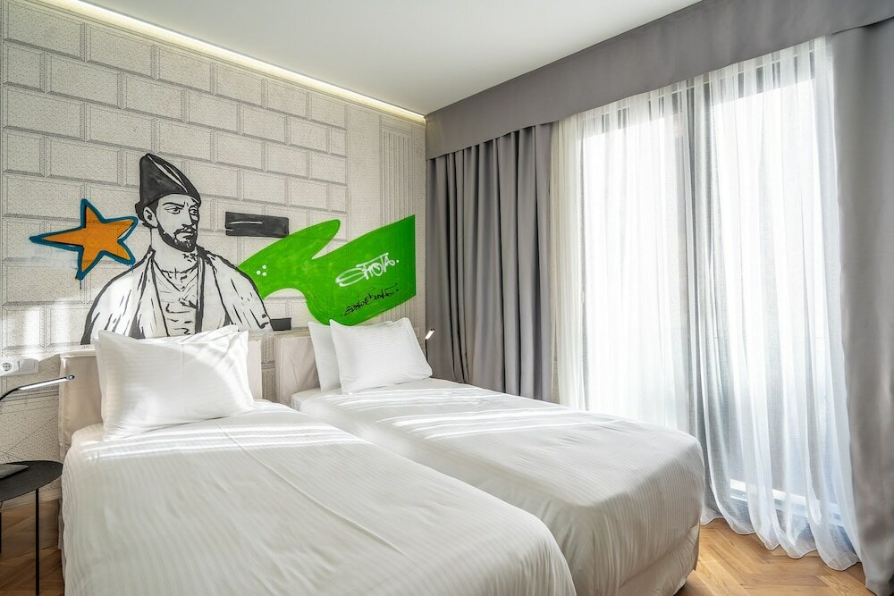 Фото Дизайнерский отель Platforma