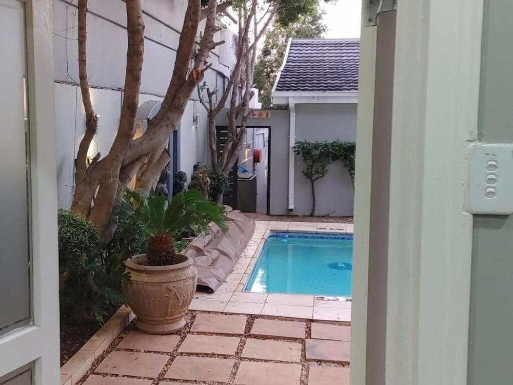 Фото 131 on Herbert Baker Boutique Hotel