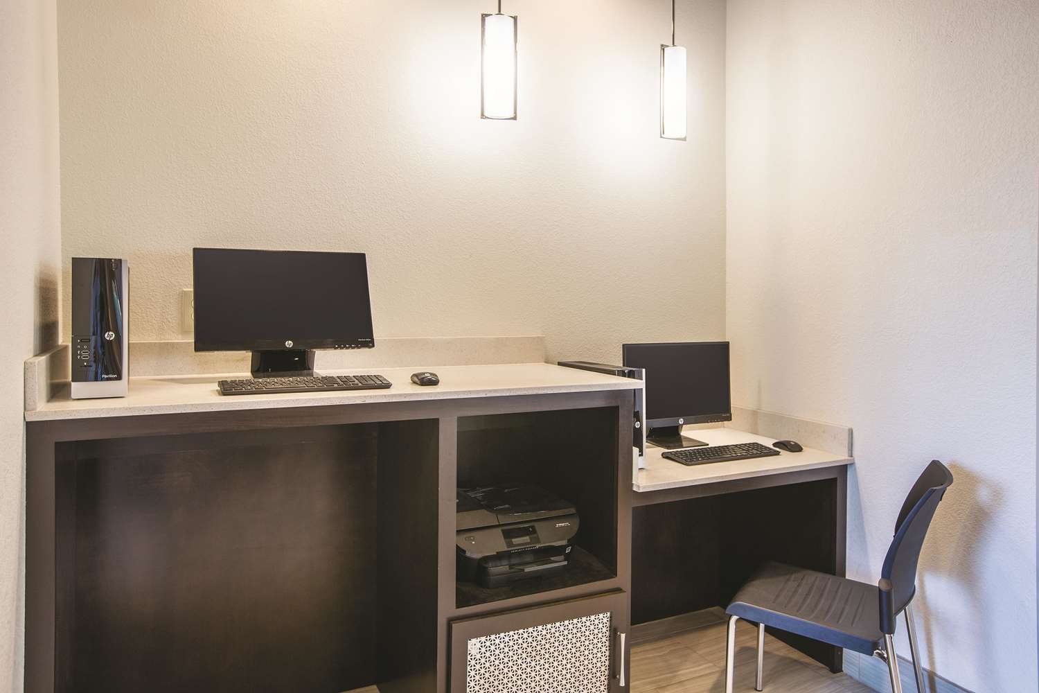 Фото La Quinta Inn & Suites by Wyndham Hattiesburg - I-59