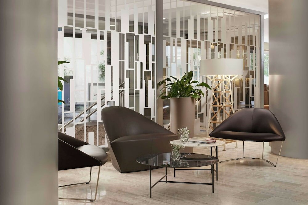 Фото Nh Madrid Zurbano