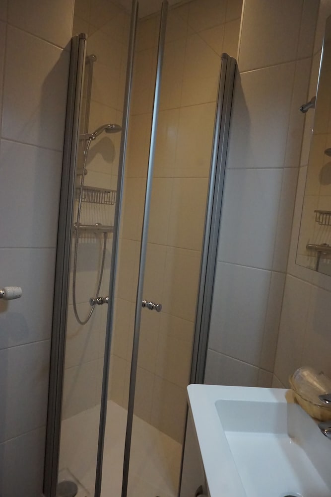 Фото Hotel Asiris