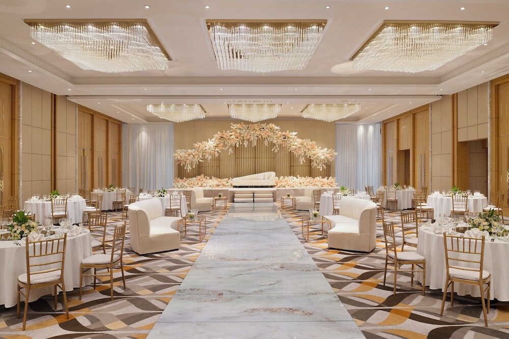 Фото Crowne Plaza Jeddah Al Salam