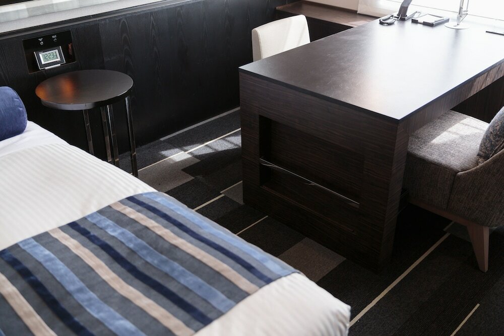 Фото Hotel Mystays Premier Dojima