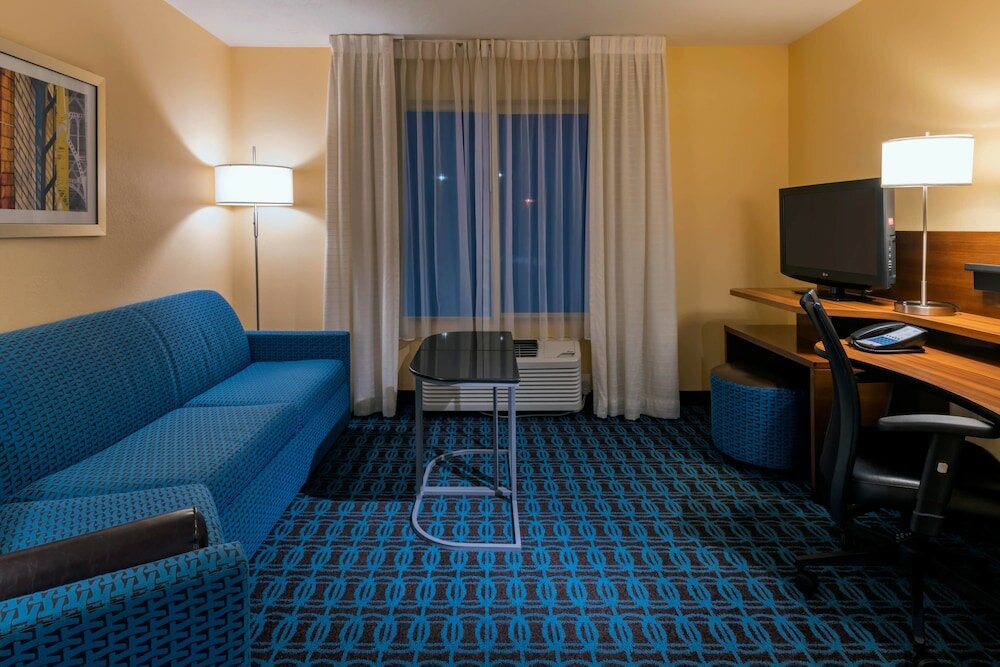Фото Fairfield Inn by Marriott Salt Lake City South